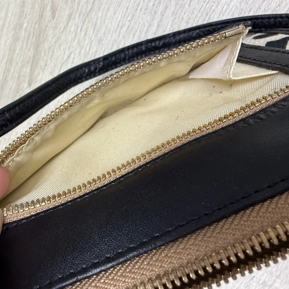Spartina 449 Wristlet Wallet Blank And Creme Linen & Leather